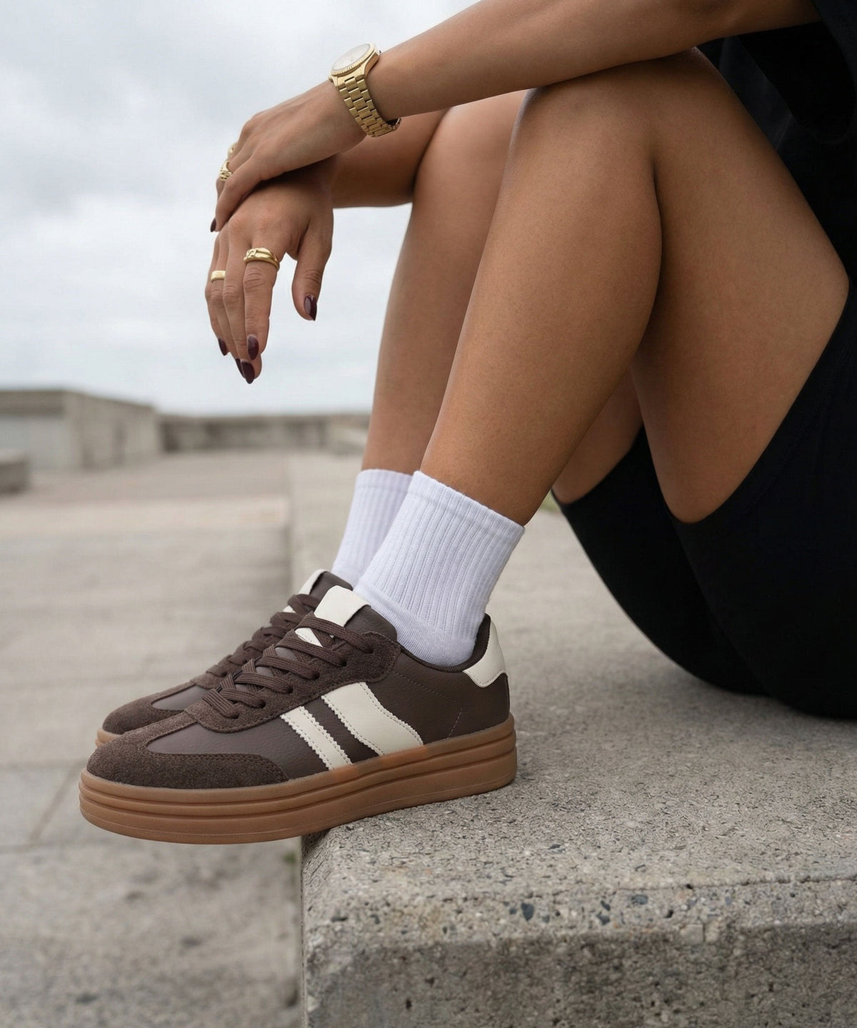 Sneakersy Renita brązowe