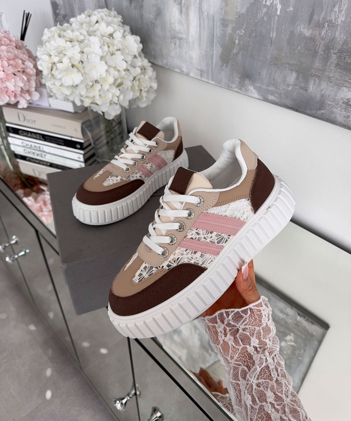 Sneakersy Madeleine brązowe