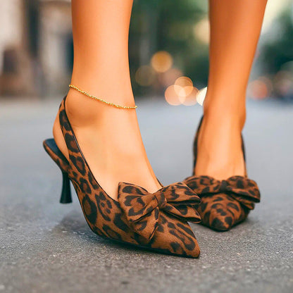 Hermine | Sandałki slingback w panterkę z kokardką