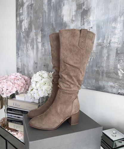 Kozaki Betty taupe