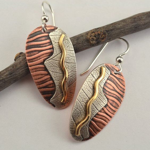 Pierre du Désert | Boucles d'oreilles avec pierre cuivrée et argentée – Vue 01