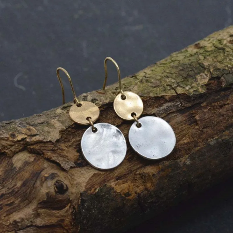 Duo de Disques | Boucles d'oreilles avec disque doré et disque clair – Vue 01