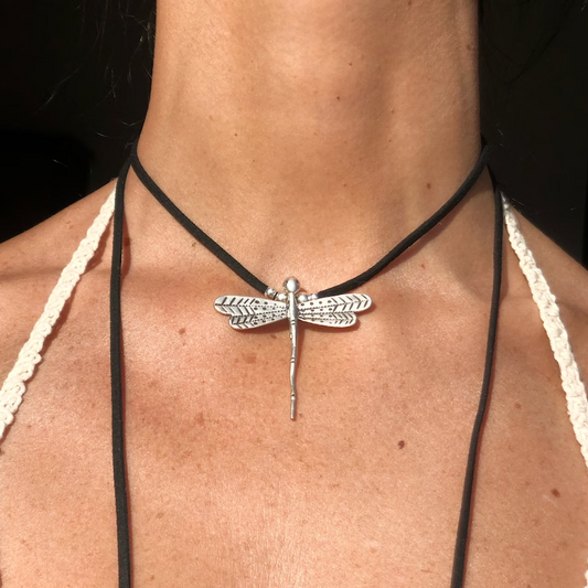 Nymphe d'Eau | Collier vintage avec libellule – Vue 01