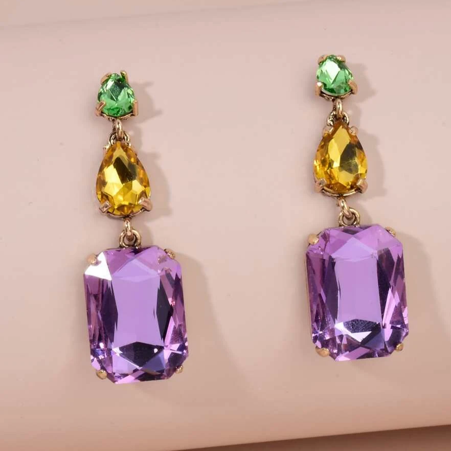 Trio Lilas | Boucles d'oreilles dorées avec pierres violette, jaune et verte – Vue 01