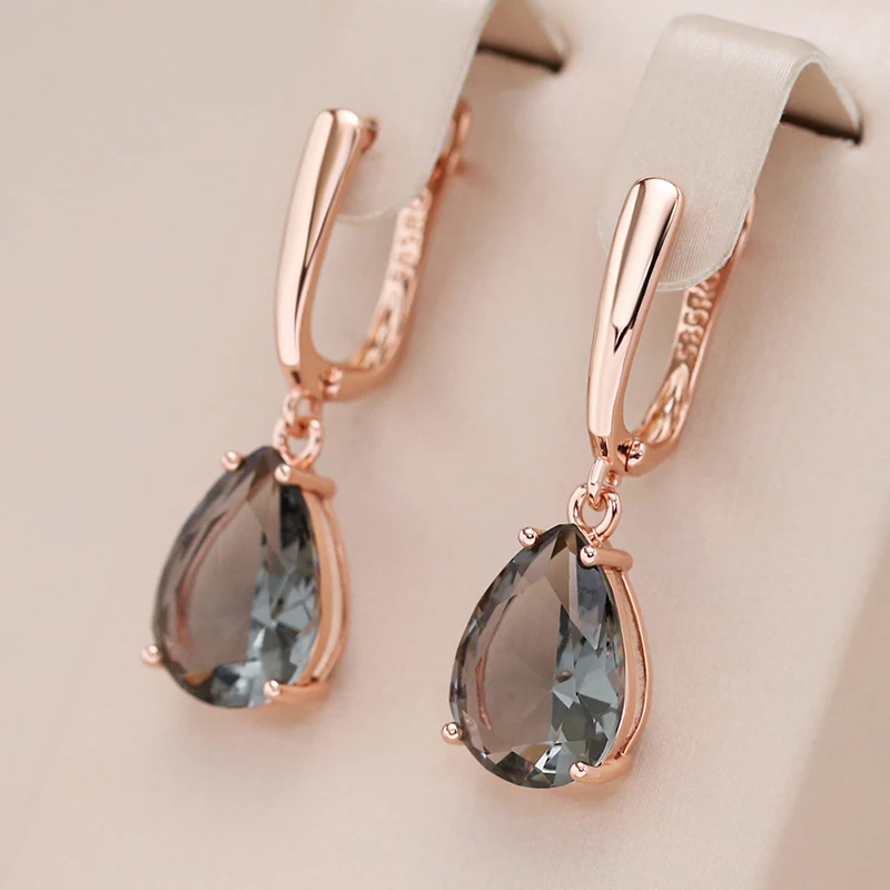 Goutte de Fumée | Boucles d'oreilles en or rose avec pierres grises – Vue 01