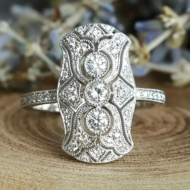 Bordure Décor | Bague allongée argentée avec pierres claires – Vue 01