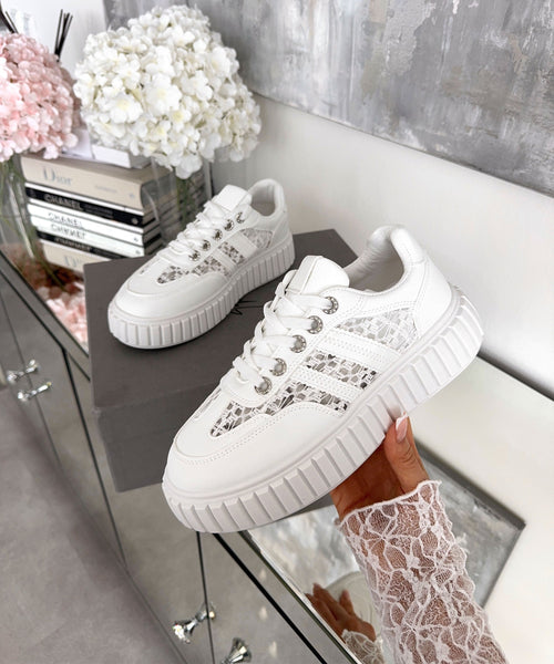 Sneakersy Madeleine białe