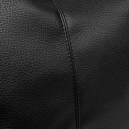 Sac hobo Jolie noir porté à l'épaule