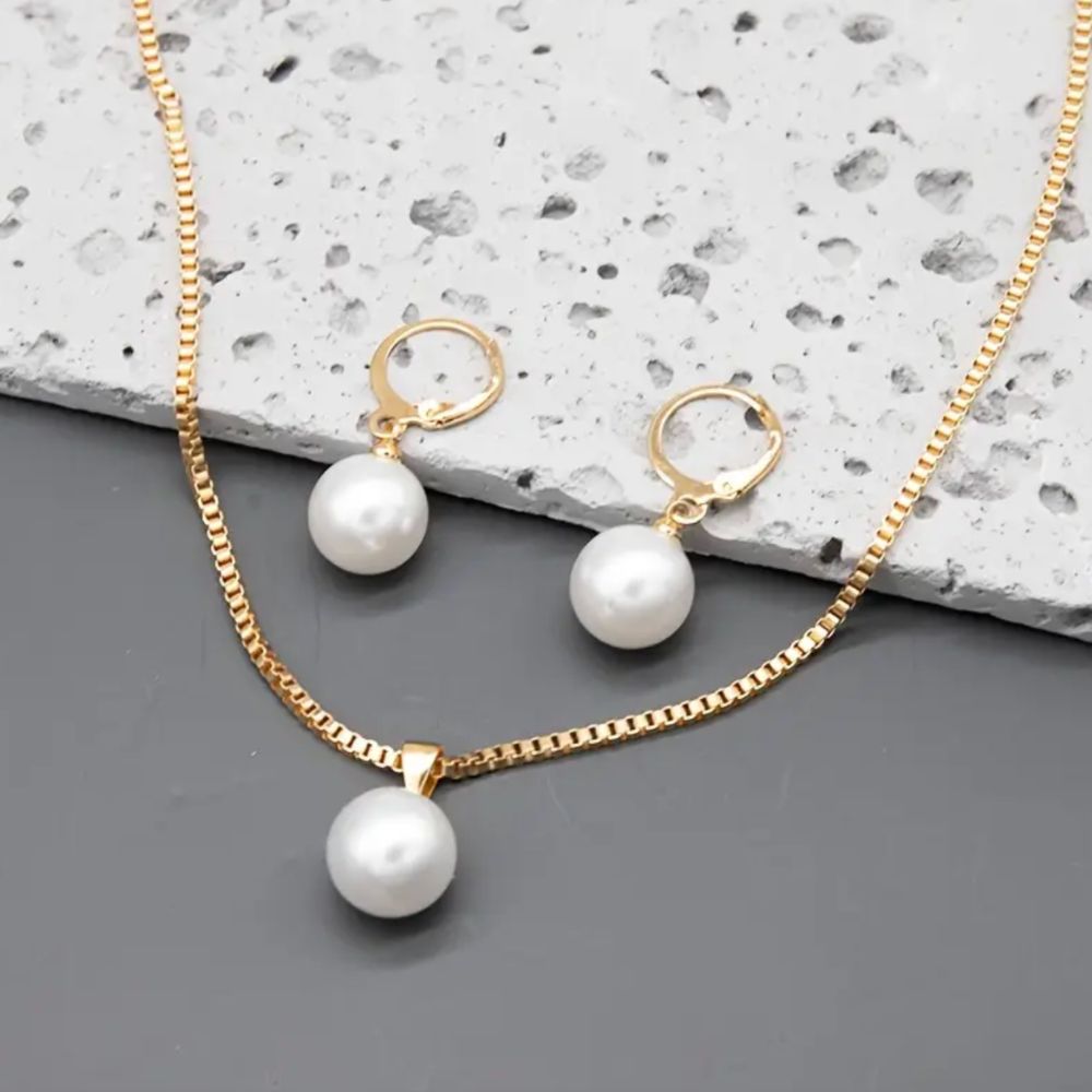 Ninon | Parure avec collier et boucles d'oreilles – Vue 01