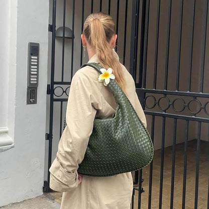 Sac porté épaule Cabas Tressé XL vert olive vu de côté