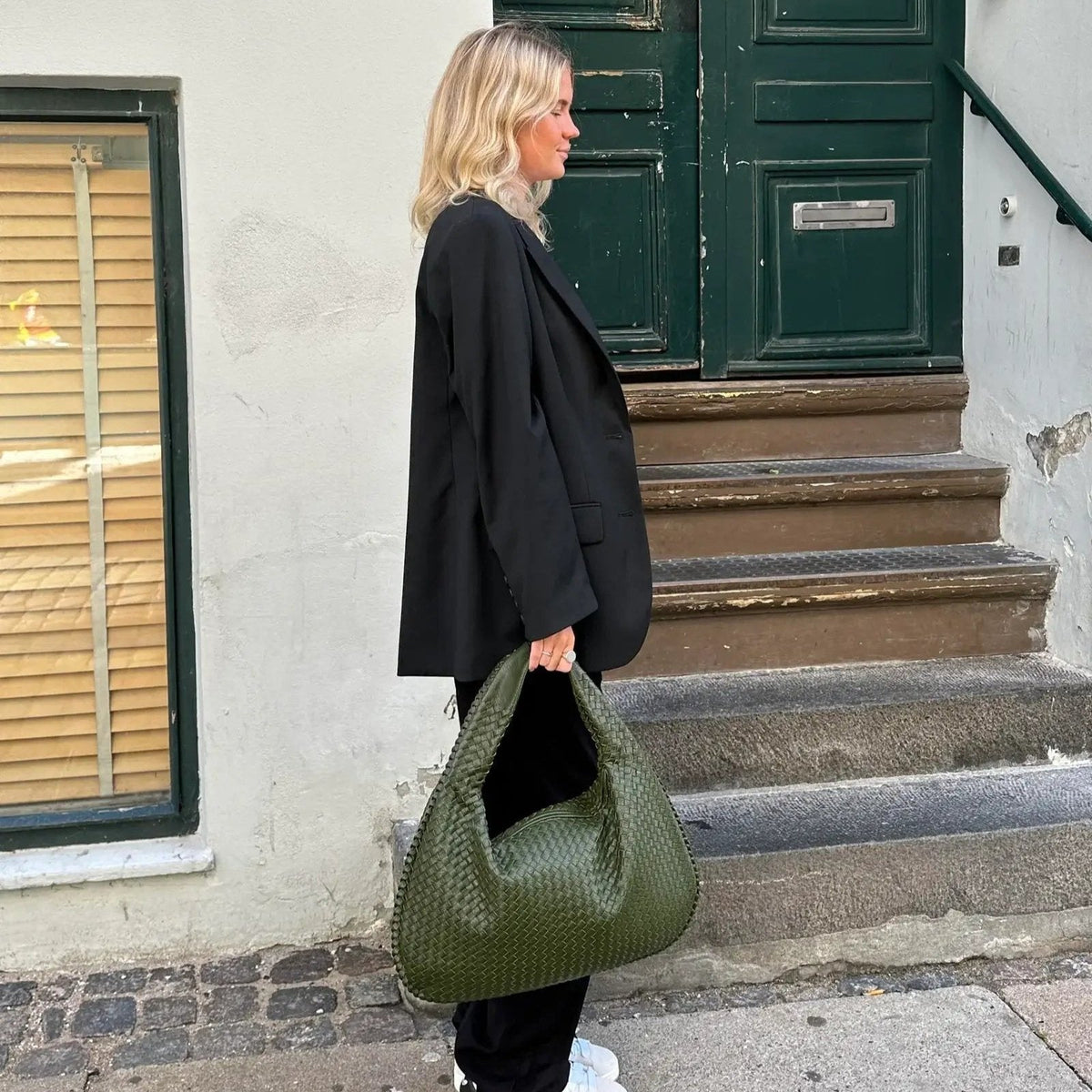 Sac porté épaule Cabas Tressé XL vert olive porté à l'épaule
