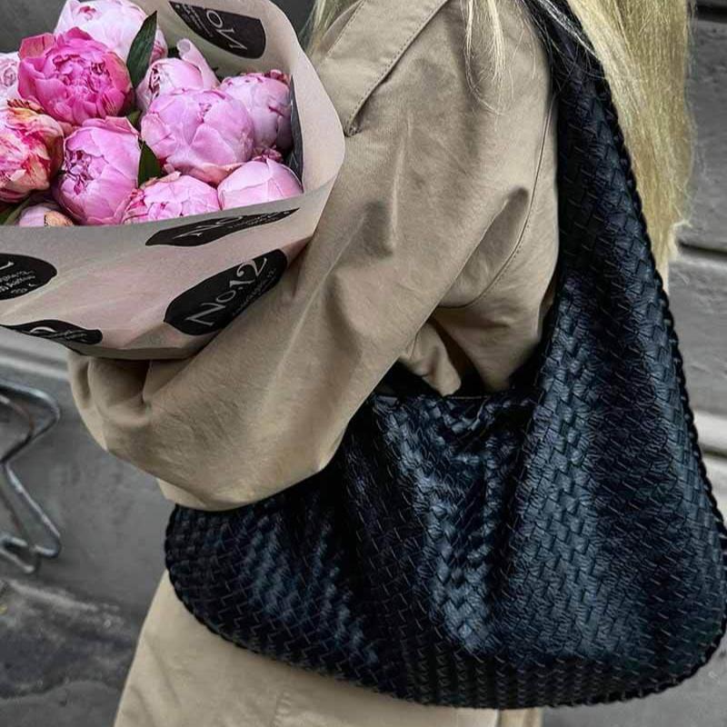 Sac porté épaule Cabas Tressé XL noir vu de côté