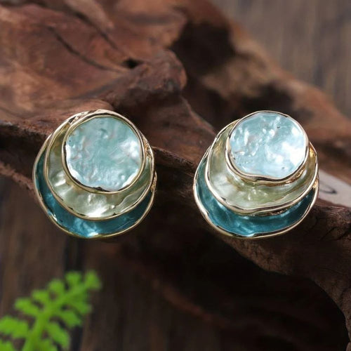 Ton Aqua | Boucles d'oreilles dorées avec pierre bleu clair – Vue 01