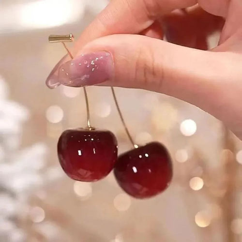 Semis de Cerises | Boucles d'oreilles dorées avec cerises rouges – Vue 01