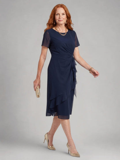 Philippa — Robe midi à volants et taille torsadée, coloris Bleu marine
