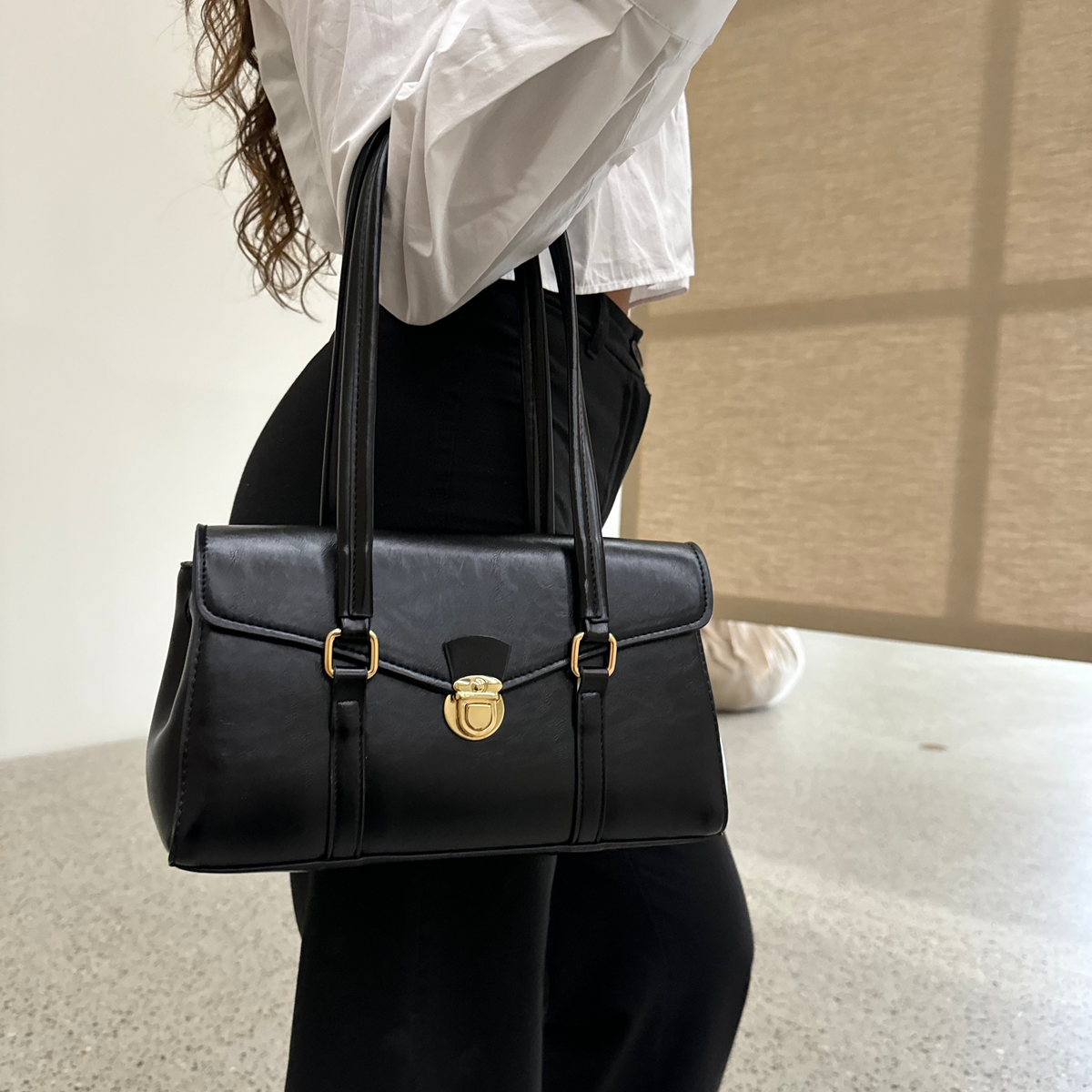 Sac porté épaule Travail Vintage noir porté à l'épaule