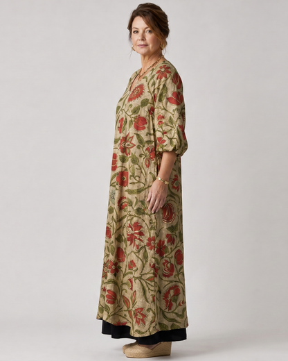 Renée — Robe longue à fleurs sur fond kaki