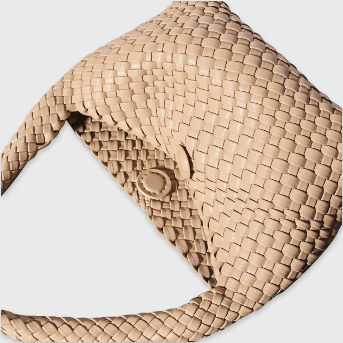 Sac porté épaule Tressé sable vu de trois quarts